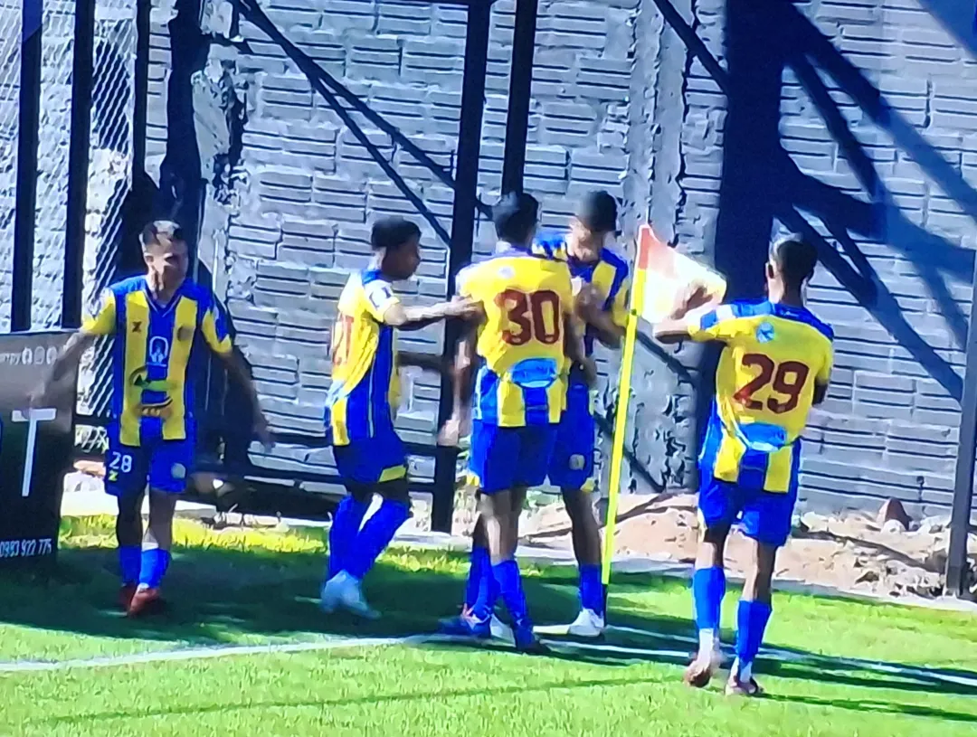 Capiatá mete tremendo triunfo sobre el final